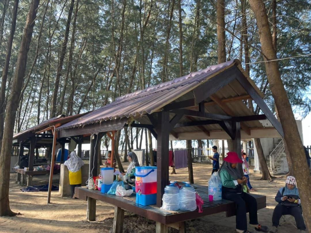 Dgeting Beach Resort Tumpat 外观 照片