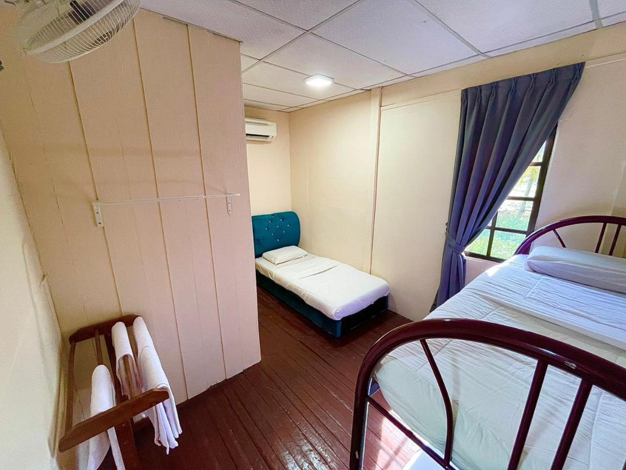 Dgeting Beach Resort Tumpat 外观 照片