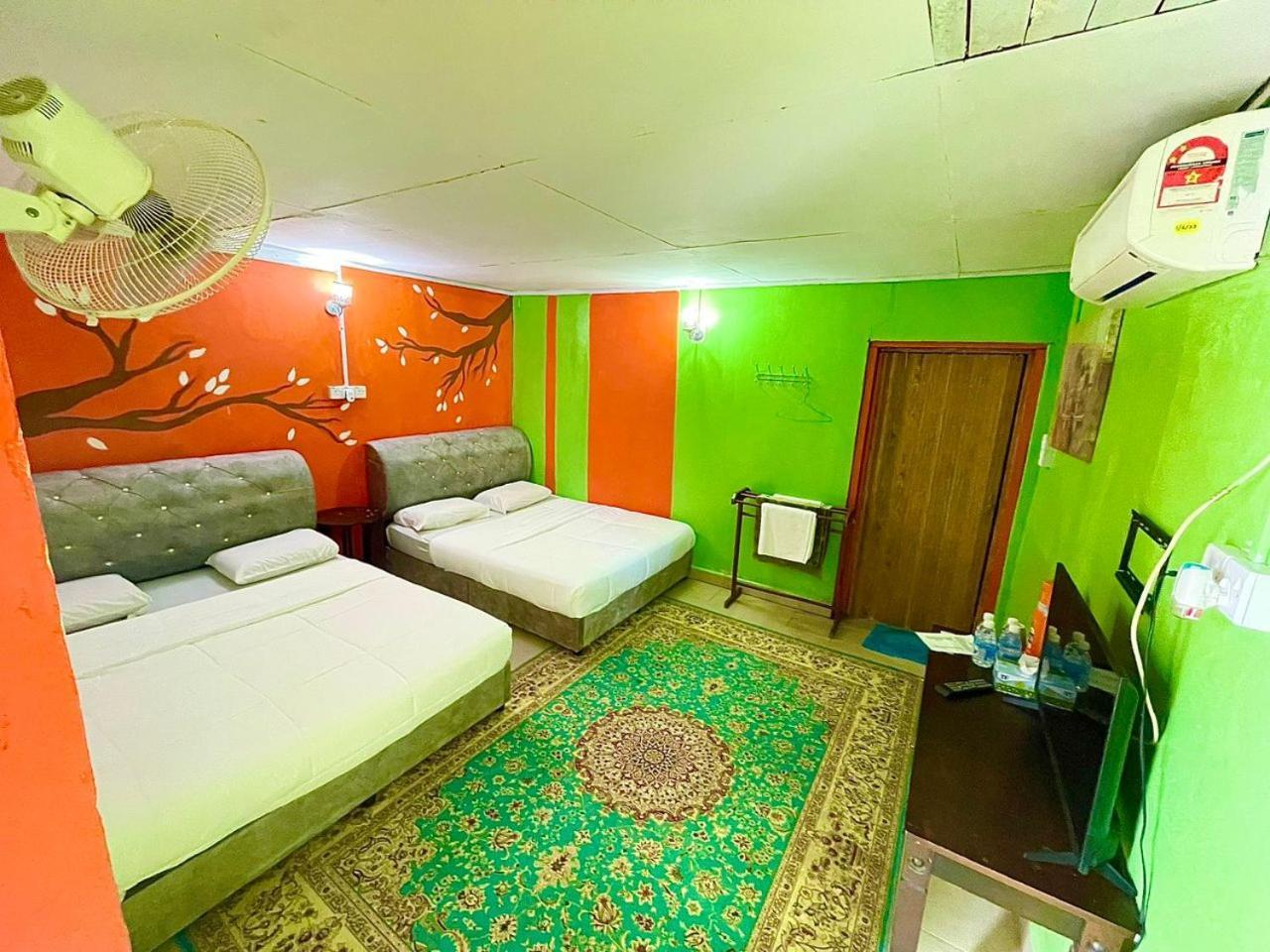Dgeting Beach Resort Tumpat 外观 照片